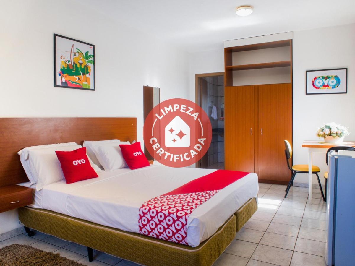 Oyo Athenas Hotel