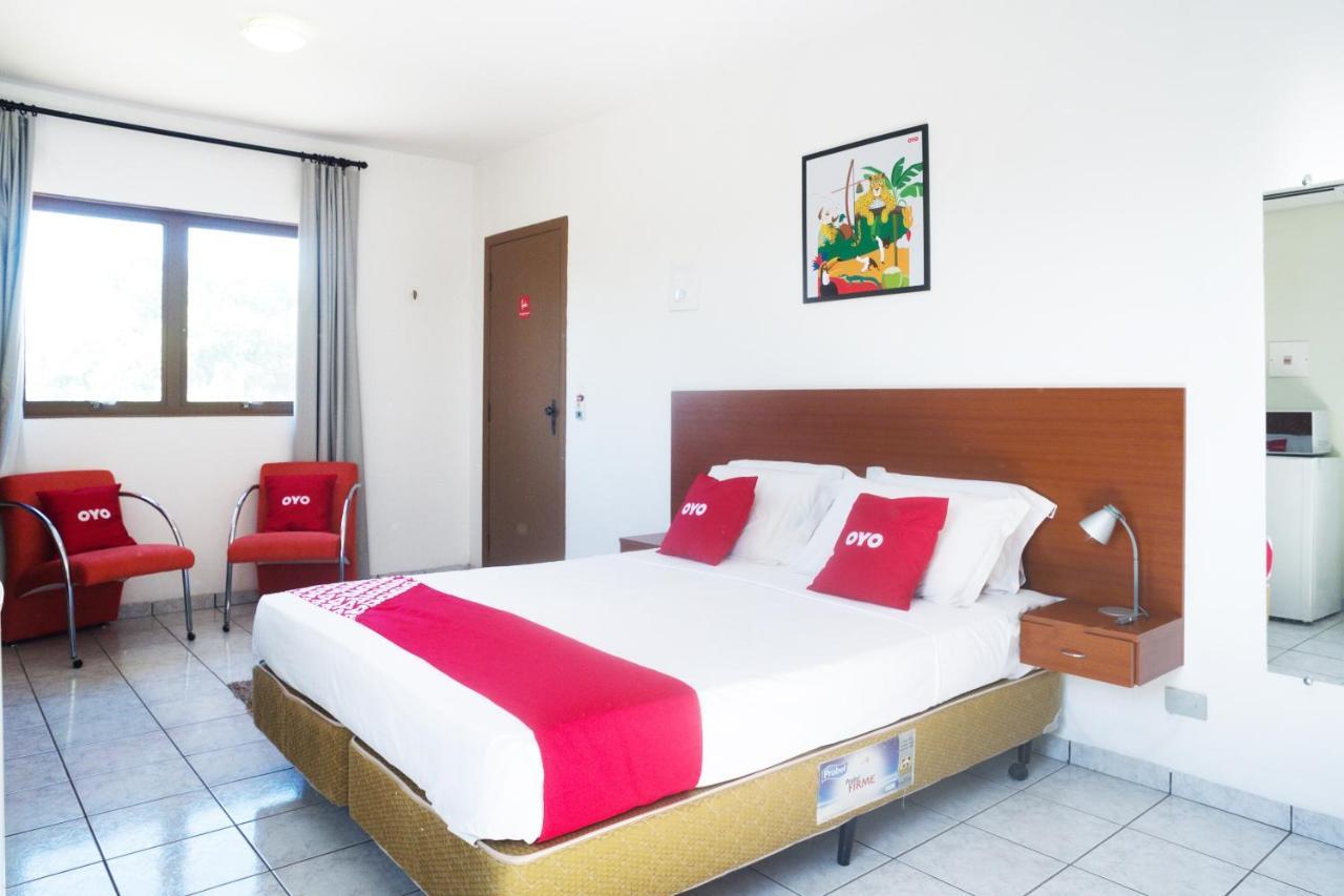 Oyo Athenas Hotel Campo Grande (Mato Grosso do Sul)