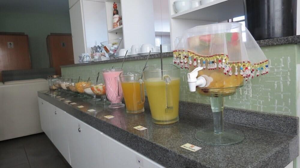 Oyo Athenas Hotel Campo Grande (Mato Grosso do Sul)