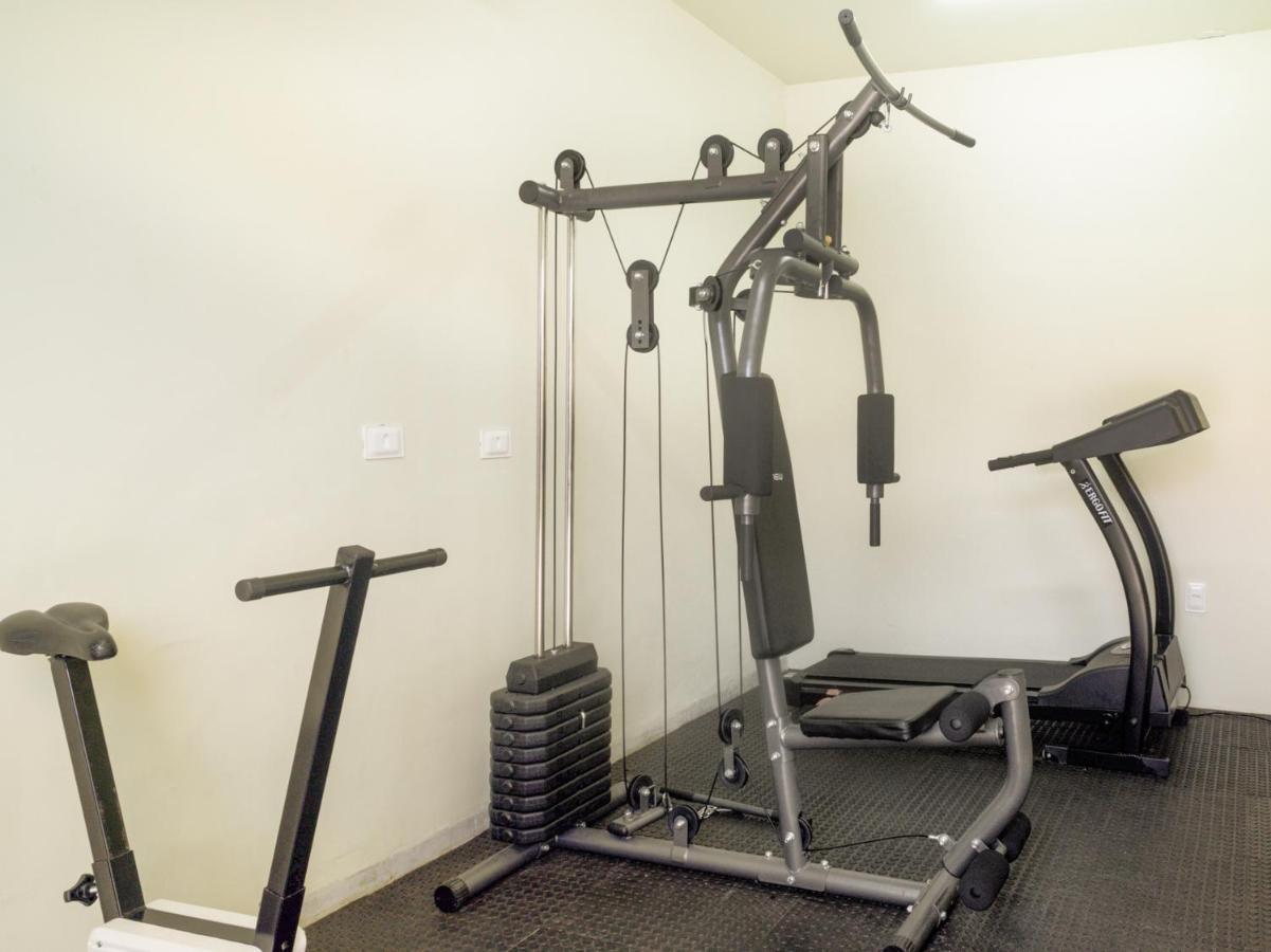 Oyo Athenas Hotel 3*